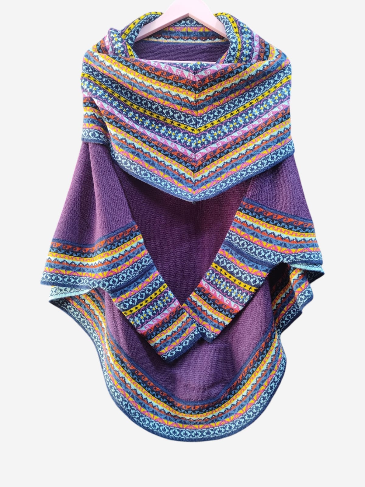 Poncho morado de dama