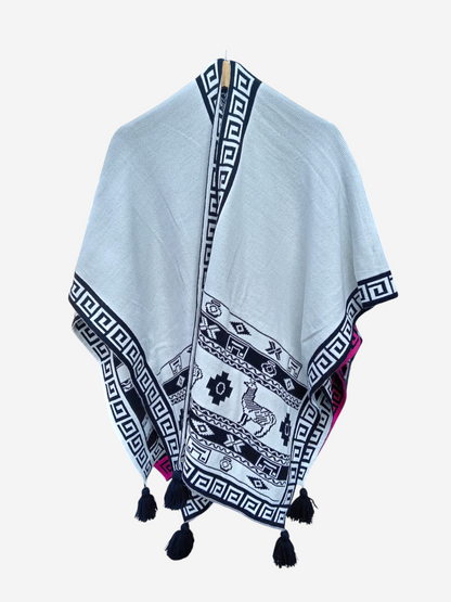 Ruana con motivos Negro y Blanco