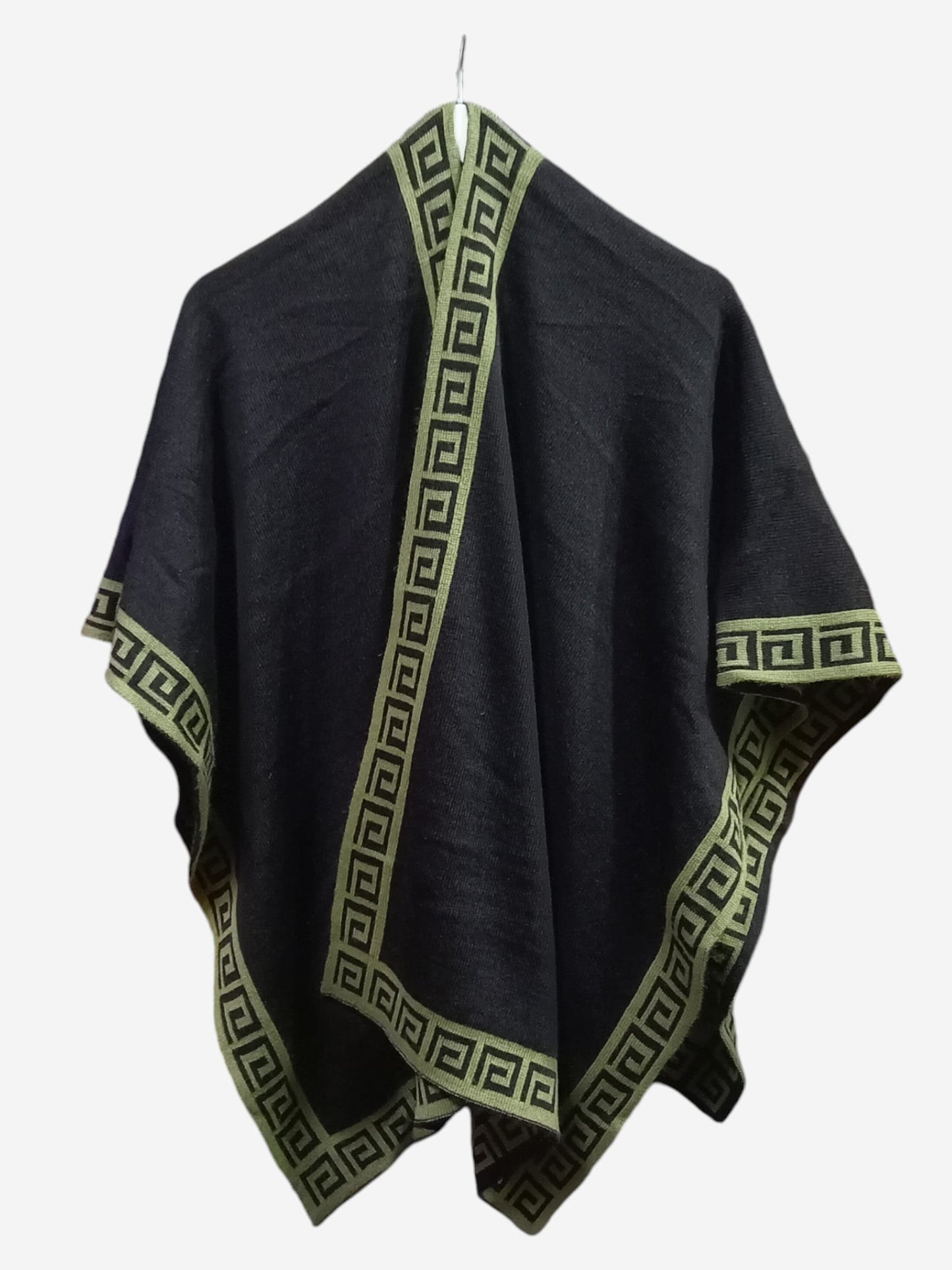 Ruana Verde militar y Negro