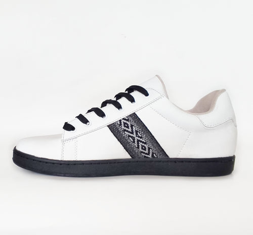Zapatilla Urban Blanco y Negro 